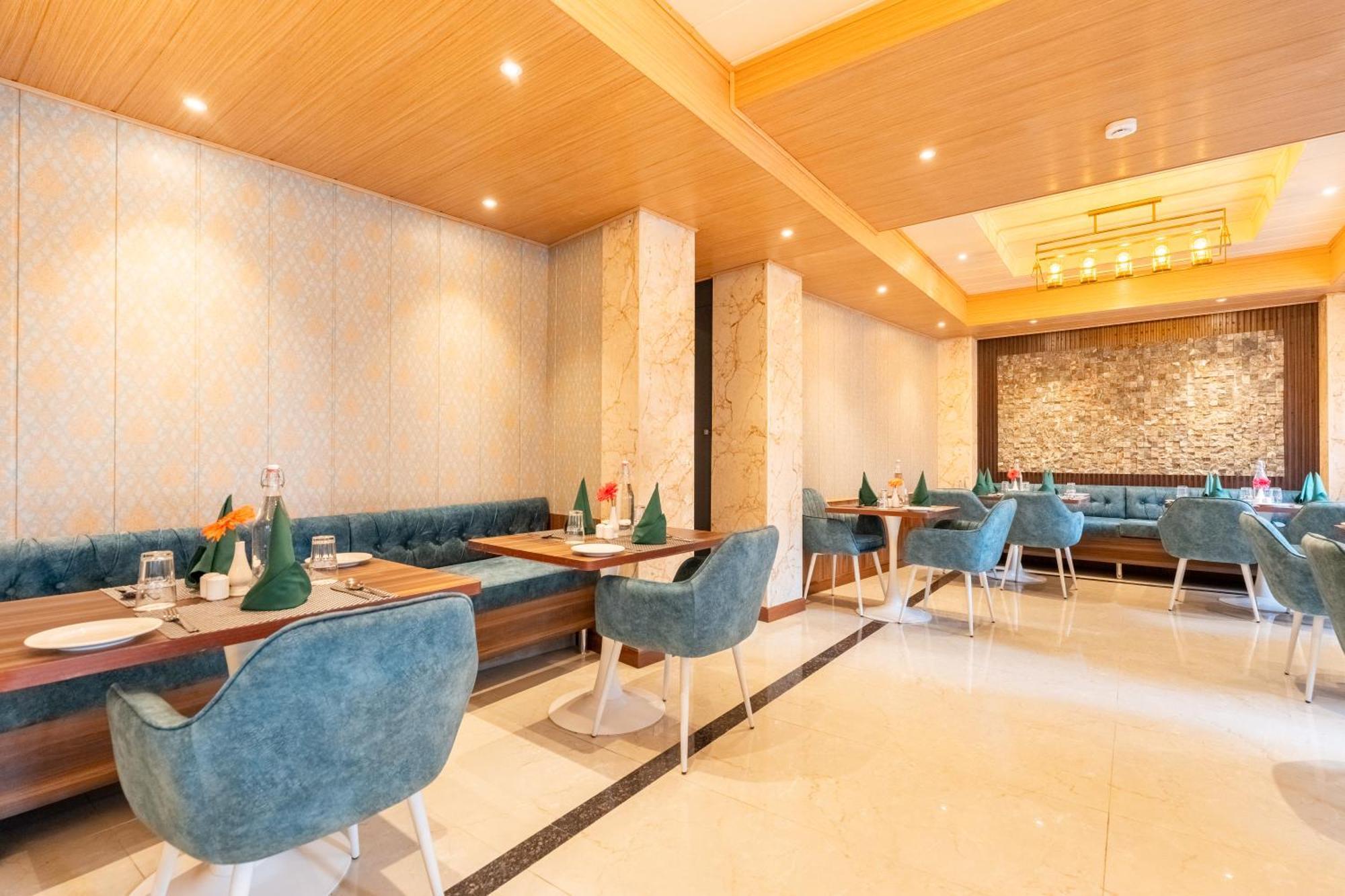 Summit Mall Stone Hotel Darjeeling  Exterior photo