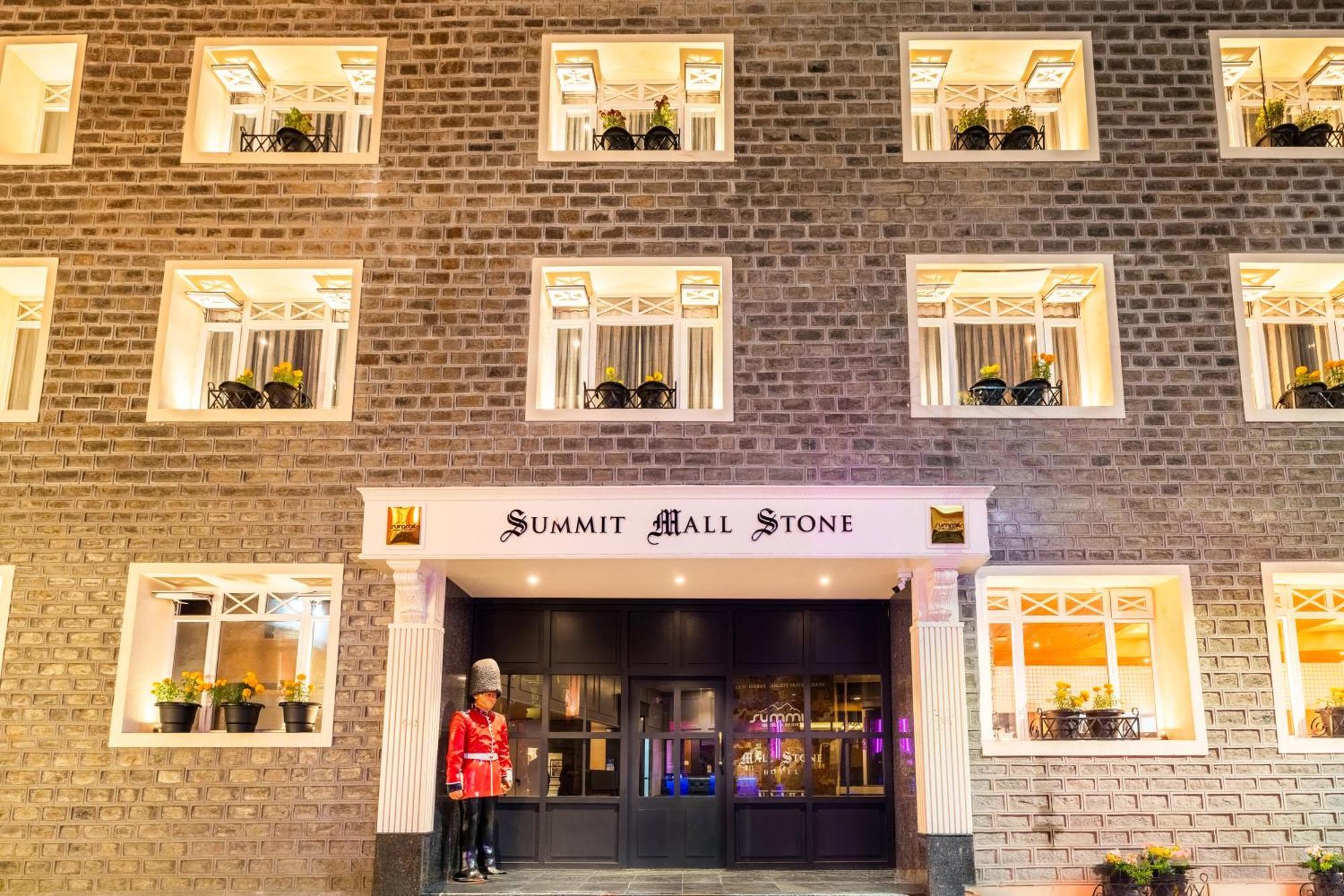 Summit Mall Stone Hotel Darjeeling  Exterior photo